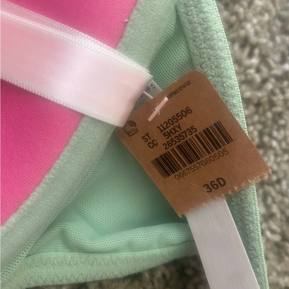 Bright green t-shirt bra PINK VS bra 36D - Picture 5 of 5